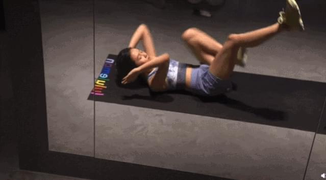 矮个子健身前后对比_矮个子健身是不是特别难看_矮个子明星健身照